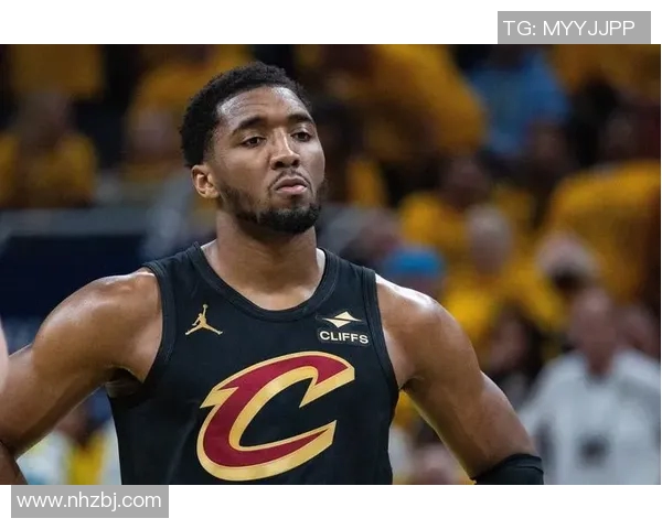 2003年NBA季后赛骑士对阵活塞的经典对决回顾与分析